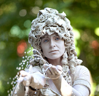 Living Statue